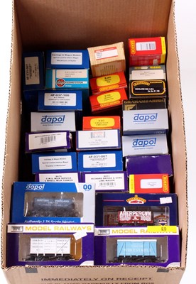Lot 347 - A collection of 40+ boxed 00 gauge wagons to...