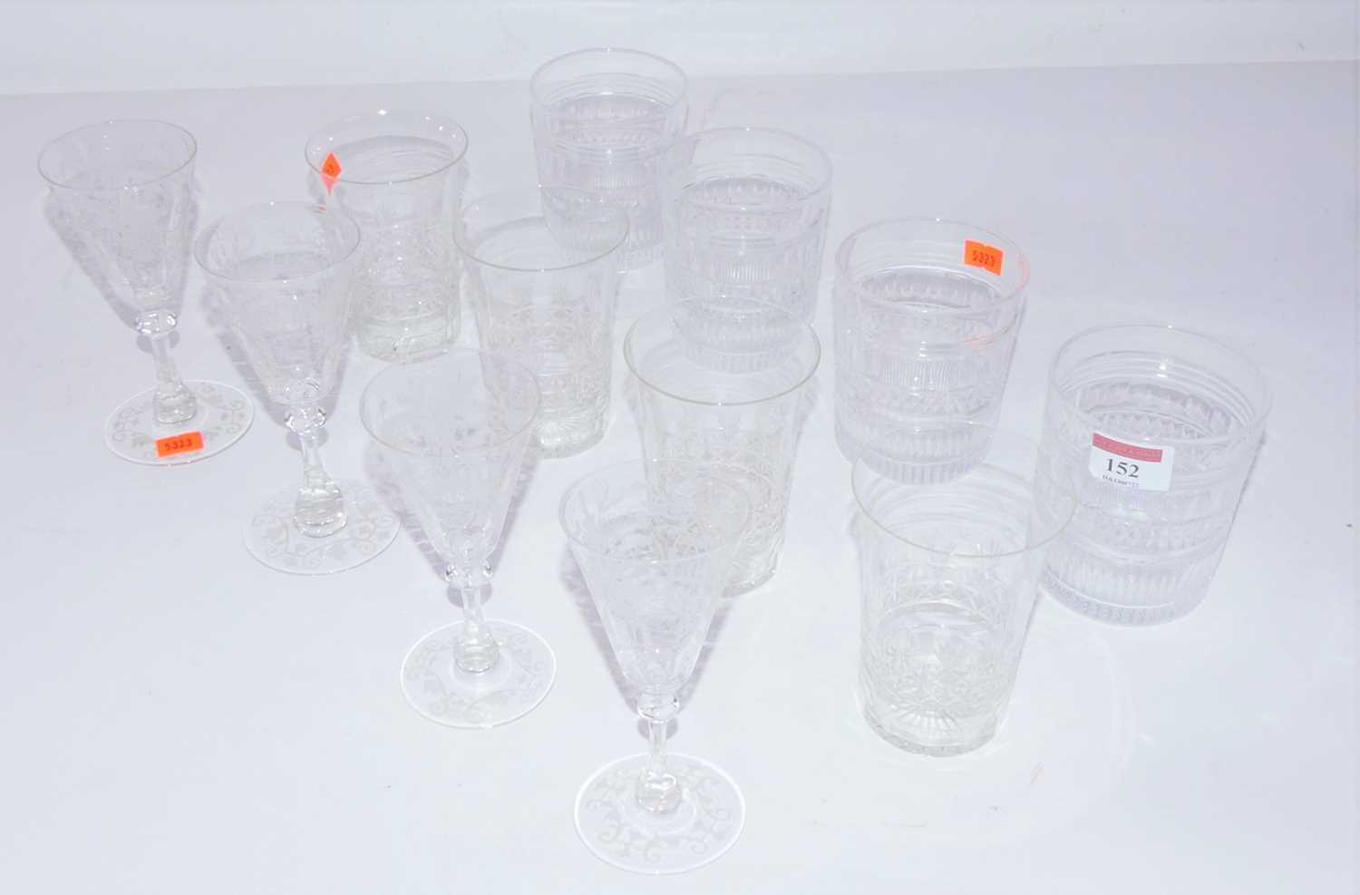 Lot 152 - A small collection of glassware, to include...