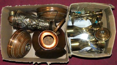 Lot 195 - Two boxes of miscellaneous metalware, to...