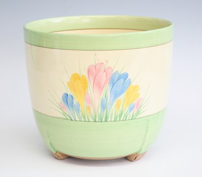 Lot 58 - A 1930s Clarice Cliff Crocus pattern pottery...