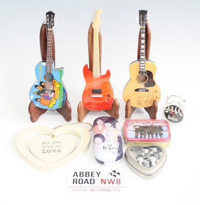 Lot 1266 - A collection of assorted Beatles memorabilia,...