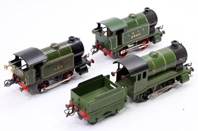 Lot 189 - Three Hornby 0-4-0 LNER clockwork locos, green:...