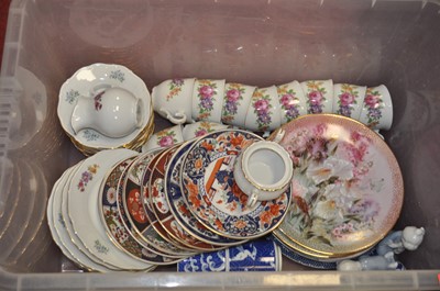 Lot 143 - Two boxes of ceramics to include Japanese...