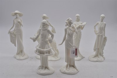 Lot 196 - A collection of six Royal Worcester 1920s...