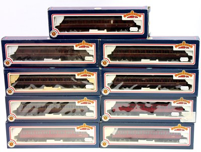 Lot 412 - Bachmann Branch-Line bogie coaches: 9 x 57’...