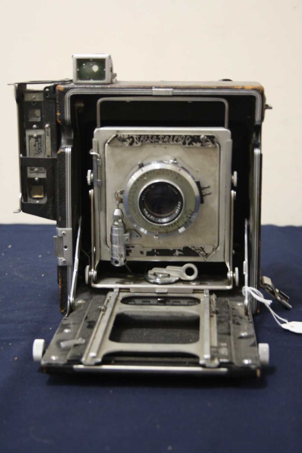 Lot 507 - A Graflex Speed Graphic camera, serial number...