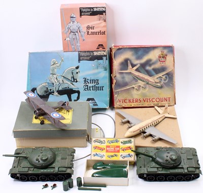 Lot 2118 - One tray of mixed military related vehicles,...