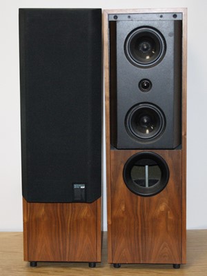 Lot 1173 - A pair of KEF Reference Series Model 140/2...