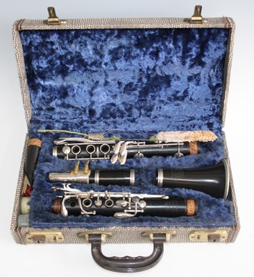 Lot 1206 - A Selmer Student Console four piece clarinet,...