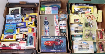 Lot 870 - 3 trays of mixed modern issue diecast, partly...