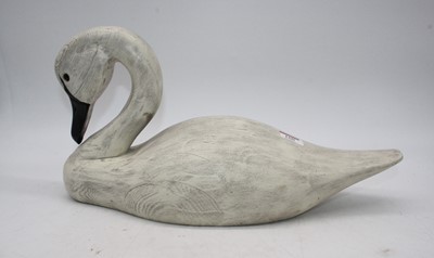 Lot 160 - A carved pine model of a swan, h.21cm