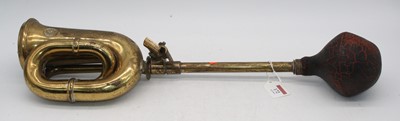 Lot 172 - A vintage Desmo brass car horn, 57cm
