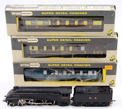 Lot 590 - Four Wrenn items: W2213 loco & tender...