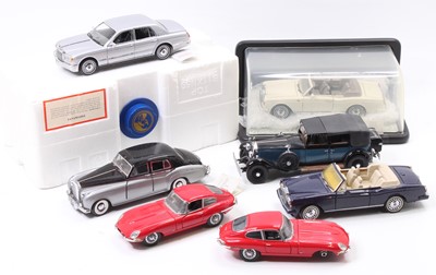 Lot 942 - A collection of Franklin Mint 1/24th scale...