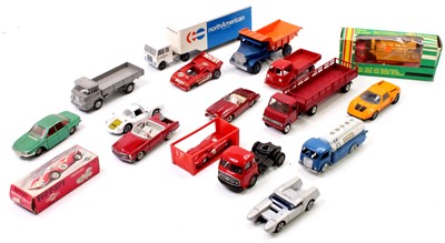 Lot 1625 - A collection of vintage diecast models from...