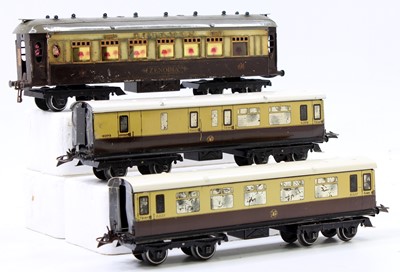 Lot 283 - Three Hornby bogie coaches: 1930-41 No.2...