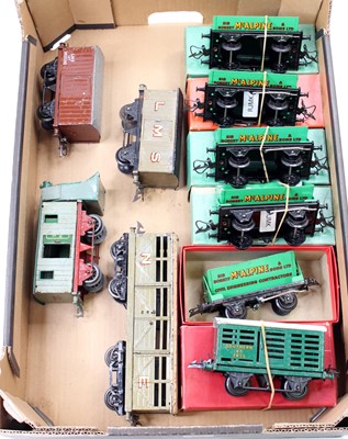 Lot 292 - Ten Hornby goods wagons; Rake of 5 x No.50...