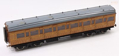 Lot 304 - 10mm scale LNER ex GER suburban corridor...