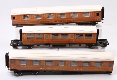 Lot 309 - 10 mm scale set of three Gresley articulated...