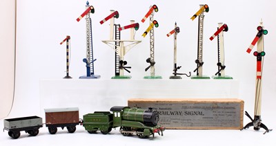 Lot 312 - Collection of 0 gauge: Hornby No.501 post-war...