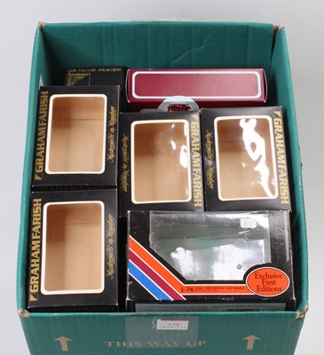 Lot 698 - Large cardboard box containing approx. 35...