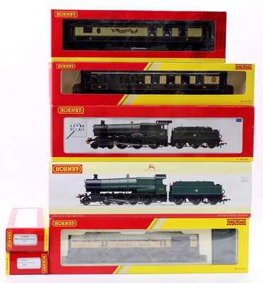 Lot 650 - A collection of Hornby boxed Great Western...