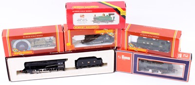 Lot 719 - A collection of six boxed Lima and Hornby 00...