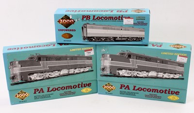 Lot 744 - Three Proto 2000 items all Southern Pacific...