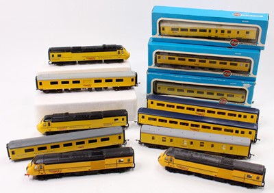 Lot 752 - BR Engineers’ yellow train consisting of 4...