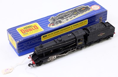 Lot 770 - 3224 Hornby-Dublo 3-rail 2-8-0 8F freight loco...