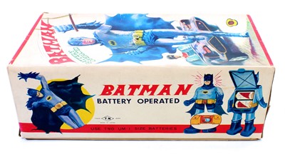 Lot 1924 - A boxed T.N Nomura "Batman" battery operated...