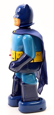 Lot 1924 - A boxed T.N Nomura "Batman" battery operated...