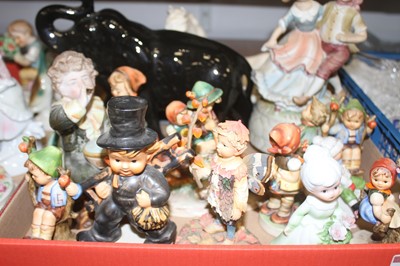 Lot 84 - A collection of assorted figures to include...