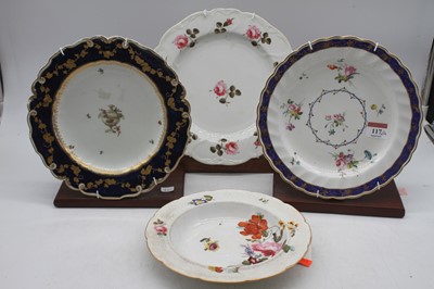 Lot 117 - A late 18th century Crown Derby plate, the...