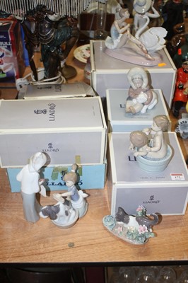 Lot 172 - A collection of six Lladro figures to include...