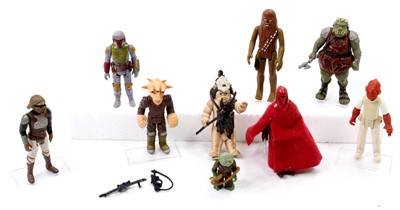 Lot 1948 - Kenner Star Wars group of figures including...