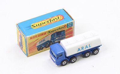 Lot 1536 - Matchbox Lesney Superfast No. 32 Leyland "ARAL"...