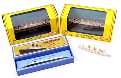 Lot 1108 - A collection of ship interest boxed and loose...