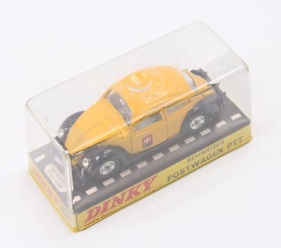 Lot 1141 - Dinky Toys No. 262 Volkswagen Beetle Saloon,...