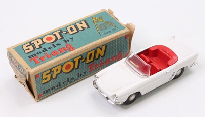 Lot 1654 - Spot On No.166 Renault Floride, white body...