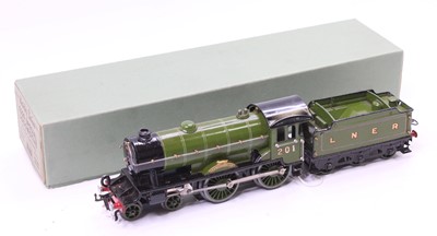 Lot 353 - 1935-6 Hornby E220, 20v AC, ‘Bramham Moor’ 4-4-...