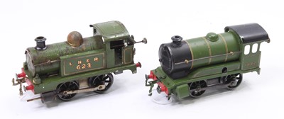 Lot 365 - Two Hornby clockwork 0-4-0 LNER locos: 1927-8...