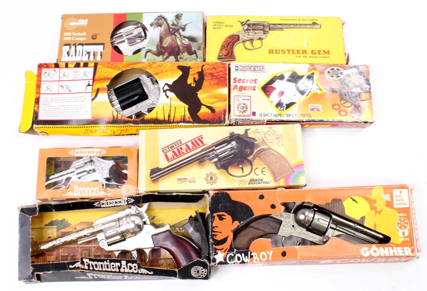 Lot 1962 - A collection of boxed vintage to modern day...