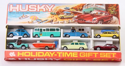 Lot 1655 - A Husky No. 3005 Holiday Time gift set...