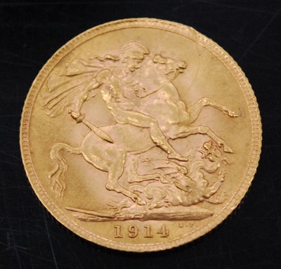 Lot 2061 - Great Britain, 1914 gold full sovereign,...