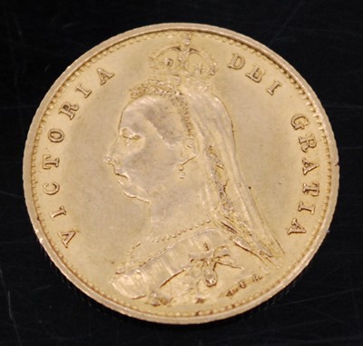 Lot 2071 - Great Britain, 1887 gold half sovereign,...