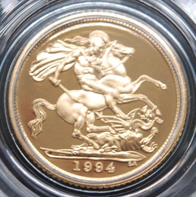 Lot 2076 - Great Britain, 1994 gold proof half sovereign,...
