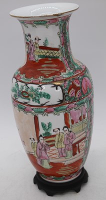 Lot 63 - A near-pair of 20th century Chinese Canton...