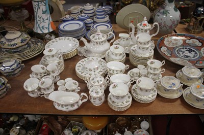 Lot 152 - A Royal Albert Winsome pattern porcelain tea,...