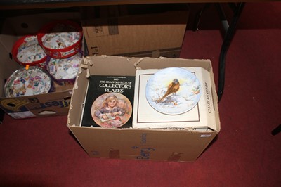 Lot 174 - Two boxes of collectors plates